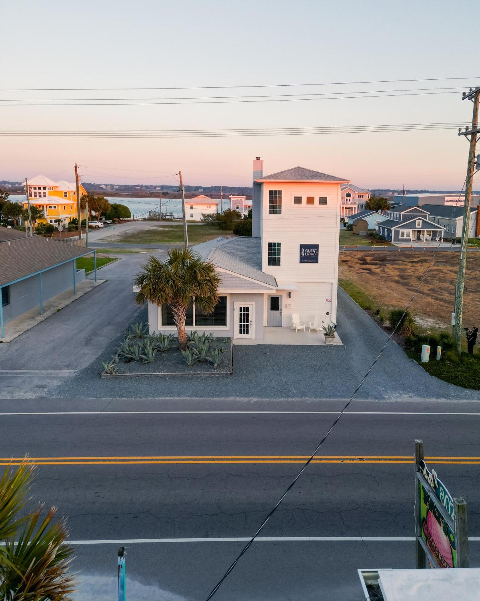 Guest House Topsail توبسيل بيتش المظهر الخارجي الصورة